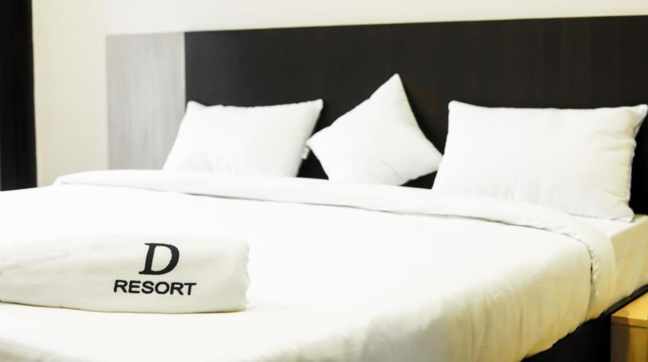 D Wayfarer Inn Resort Erode Dış mekan fotoğraf