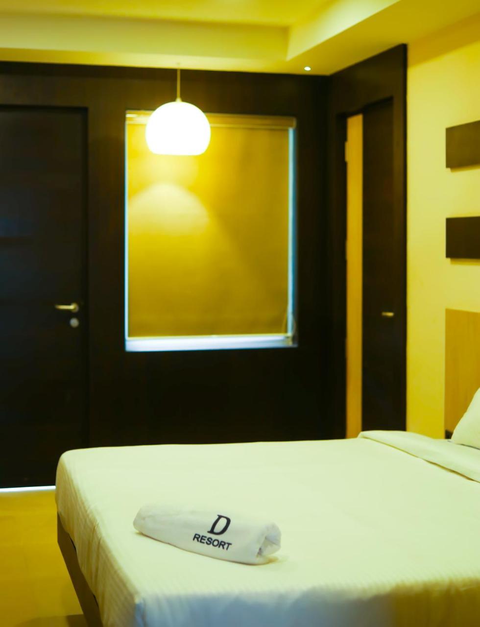 D Wayfarer Inn Resort Erode Dış mekan fotoğraf